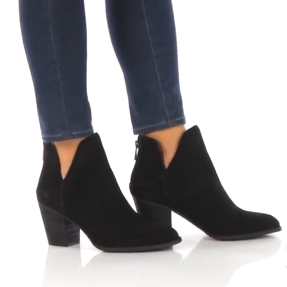 Sassy Jessica Simpson Western Ankle Booties - Picture 7 of 8